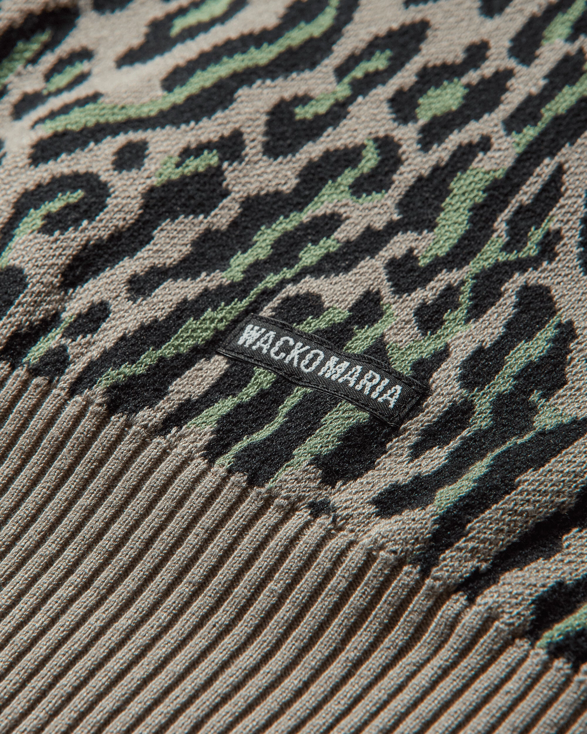 Men's Leopard Jacquard Cardigan (Type-2) Grey