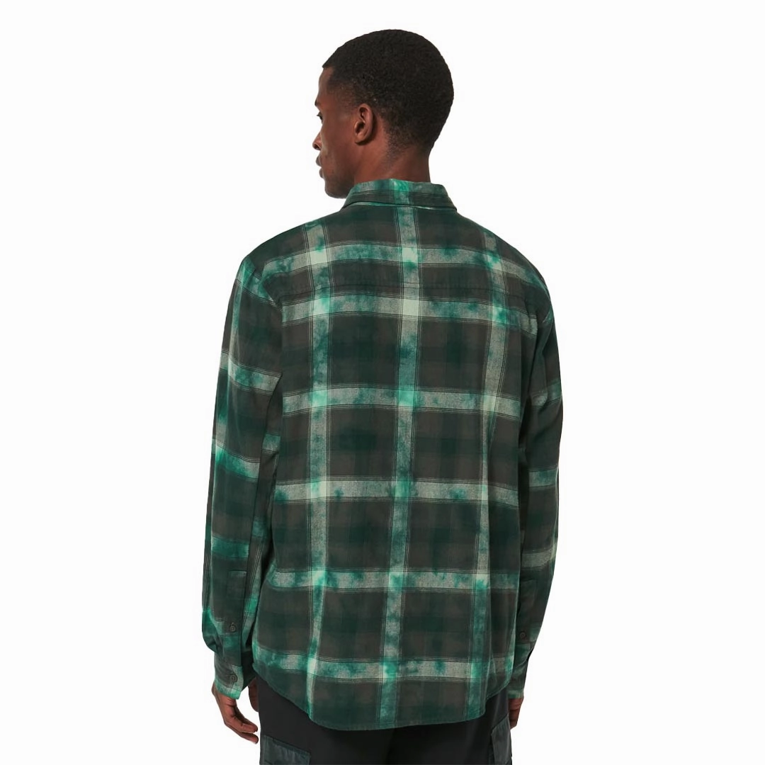 Oakley - Men's Cabin Plaid Flannel Shirt (FOA403663 97N)